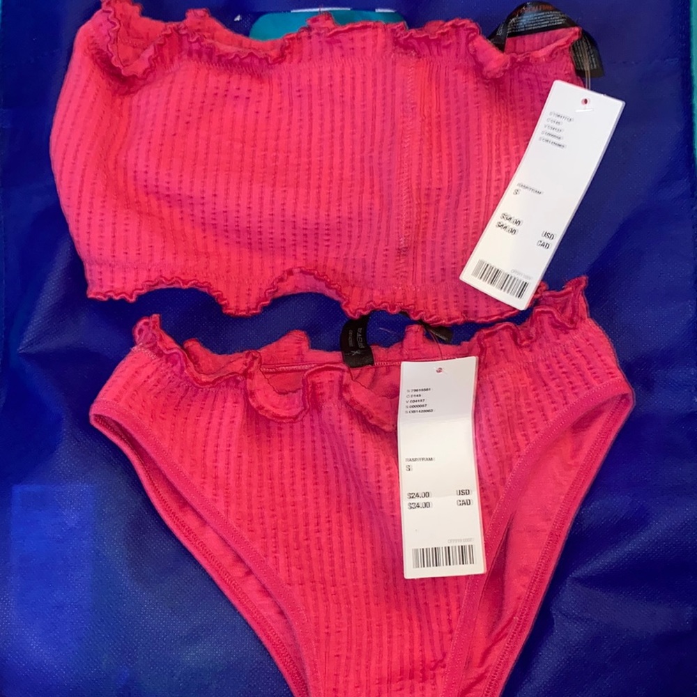 OUT FROM UNDER BIKINI 💓